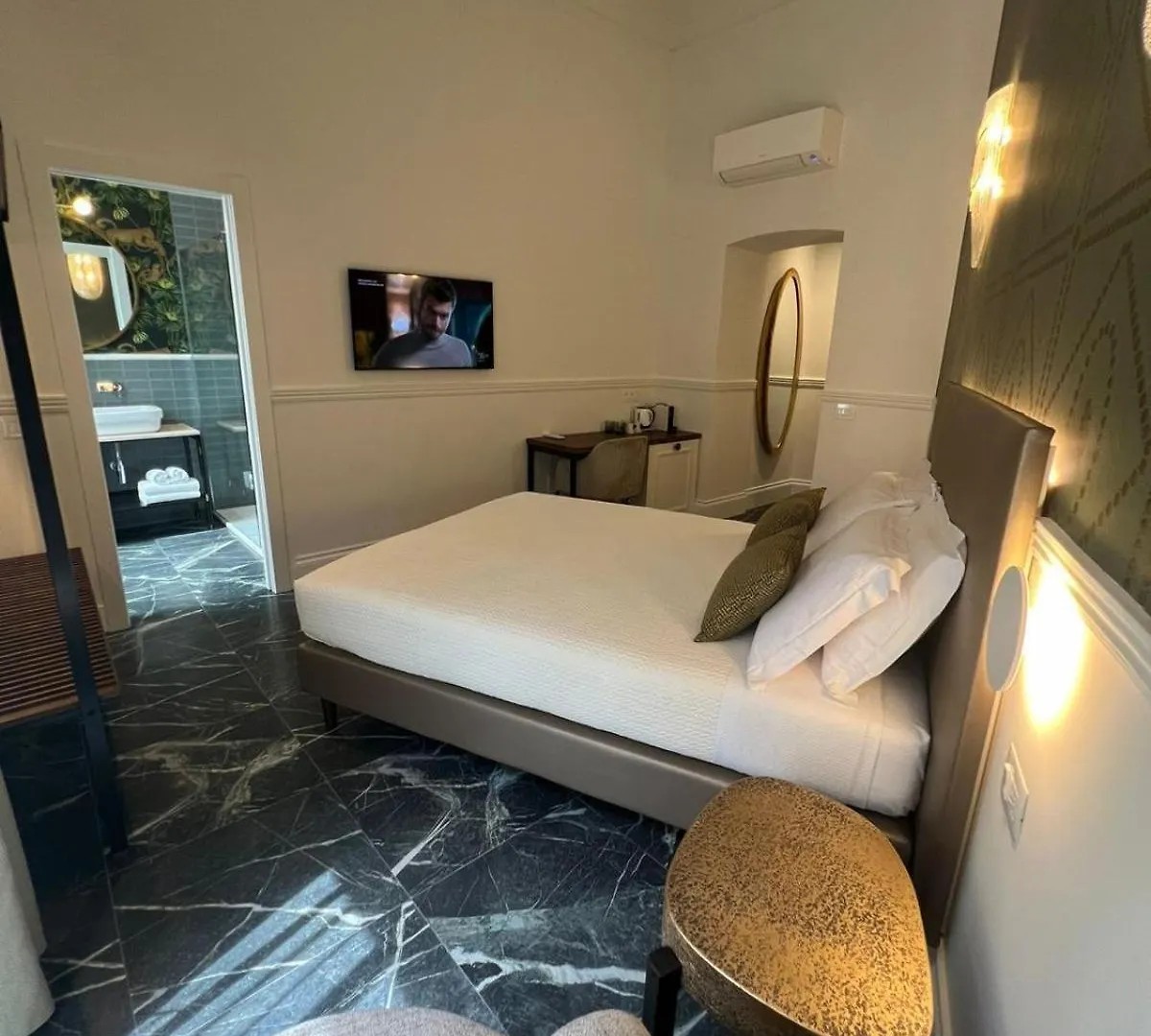 Guest house Lovely Rooms La Spezia Italy