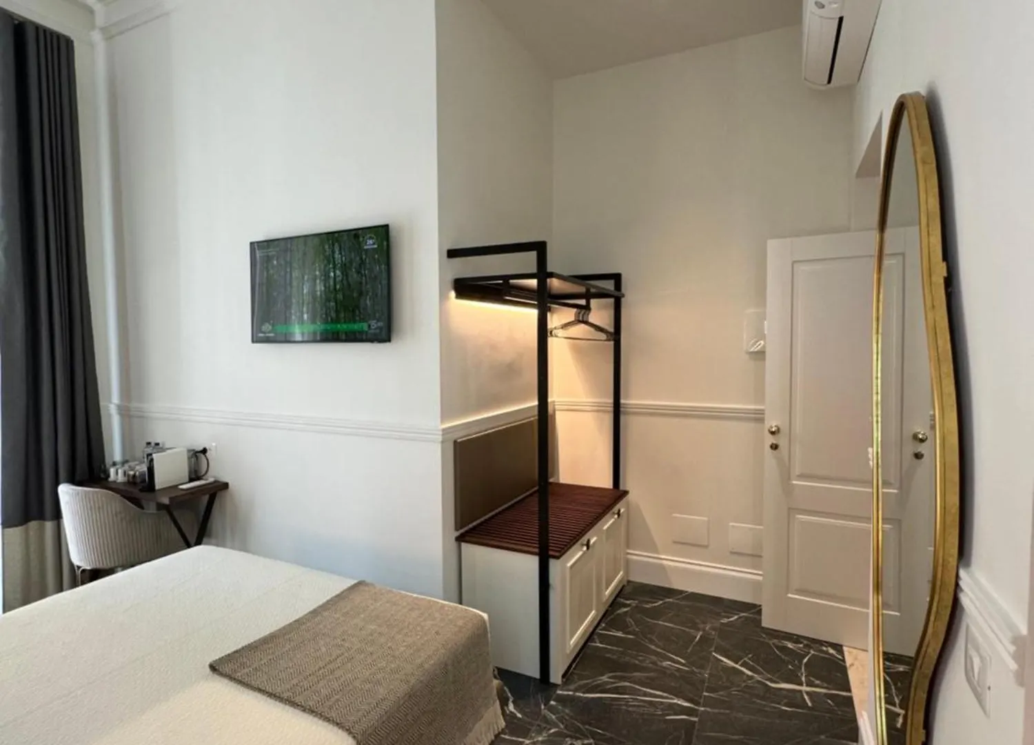 Lovely Rooms La Spezia